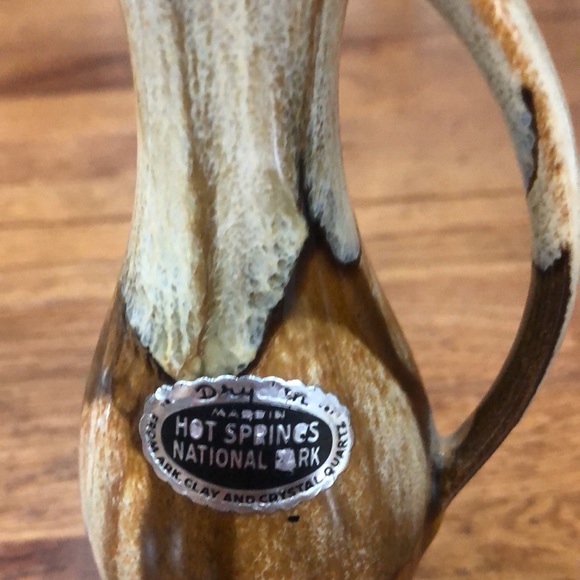 Dryden Arkansas mid century pottery pitcher bud vase - Picture 2 of 5